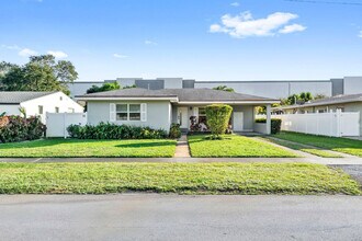 1260 SW 32nd St in Fort Lauderdale, FL - Building Photo - Building Photo