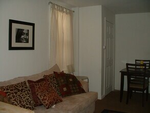 2582 Richmond Ter in Staten Island, NY - Building Photo - Building Photo