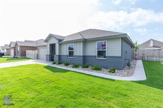 2401 Republic Ave in Abilene, TX - Building Photo - Building Photo