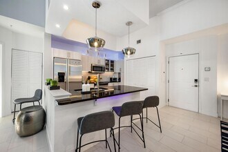 600 S Dixie Hwy, Unit 135 in West Palm Beach, FL - Building Photo - Building Photo