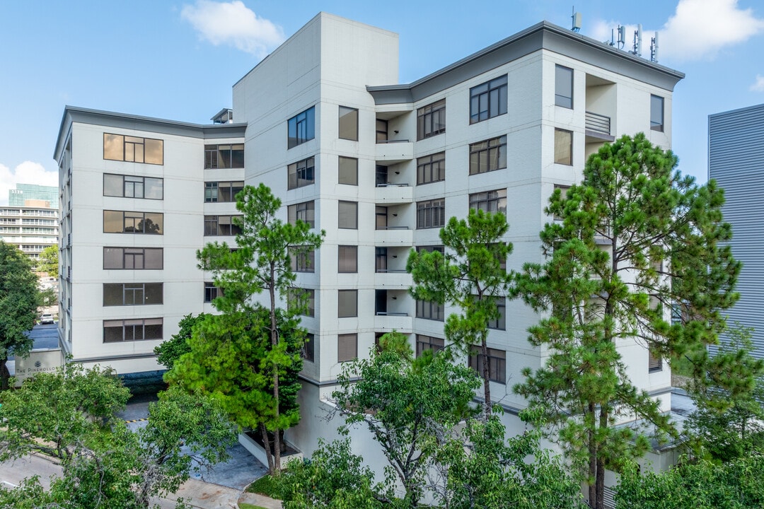 The Campton at Post Oak in Houston, TX - Building Photo