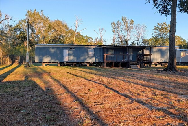 6621 W Forest Rd in Conroe, TX - Building Photo - Building Photo