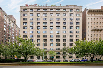 875-877 Park Ave in New York, NY - Building Photo - Building Photo