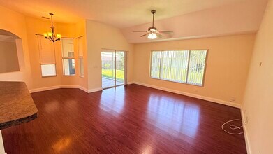4844 NW North Macedo Blvd in Port St. Lucie, FL - Building Photo - Building Photo