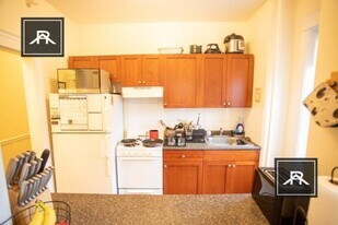 4 Park Vale Ave in Boston, MA - Building Photo