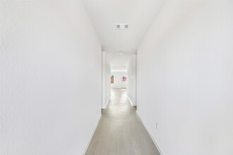 724 Zuppino Ln in Huffman, TX - Building Photo - Building Photo