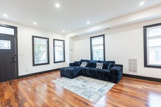 912 Alabama Ave SE in Washington, DC - Building Photo - Building Photo