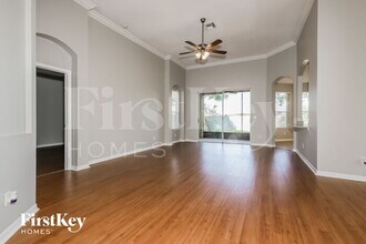8019 Moccasin Trail Dr in Riverview, FL - Building Photo - Building Photo