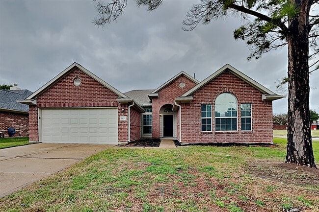 8831 Aberdeen Oaks Dr