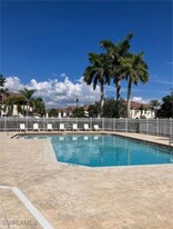 1062 Albany Ct in Naples, FL - Building Photo - Building Photo