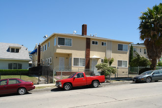 3939 W 7th St in Los Angeles, CA - Building Photo - Building Photo