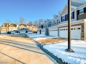 27661 Serviceberry Ct in Westlake, OH - Building Photo - Building Photo