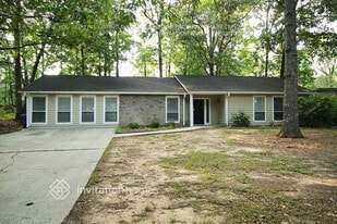 1163 Sandalwood Dr in Lawrenceville, GA - Building Photo