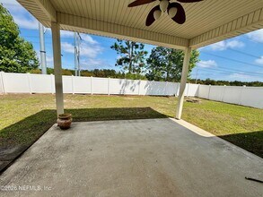 929 Raindrop Ln in Middleburg, FL - Building Photo - Building Photo