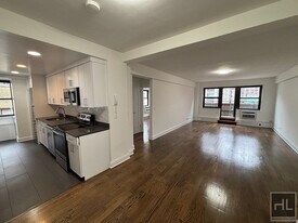 219 E 69th St in New York, NY - Building Photo