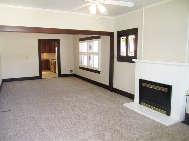 356 N Cleveland St in Orange, CA - Building Photo - Building Photo