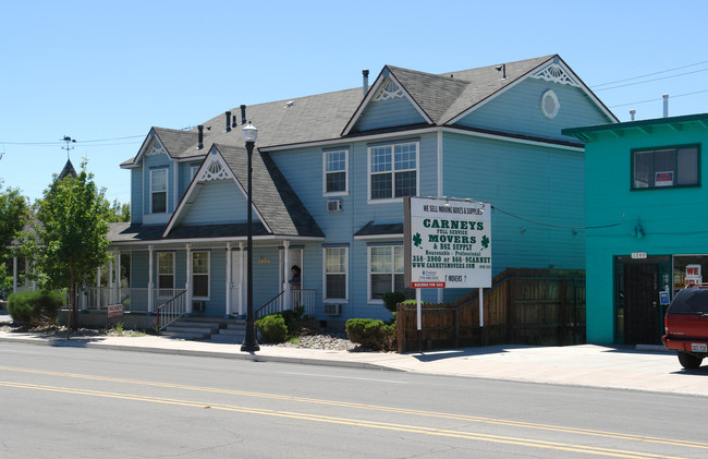 Victoria's Court in Sparks, NV - Foto de edificio - Building Photo