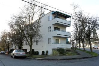 Vista Point in Seattle, WA - Foto de edificio - Building Photo