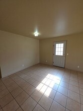 1002 N Greenwich Ave in Russellville, AR - Building Photo - Building Photo