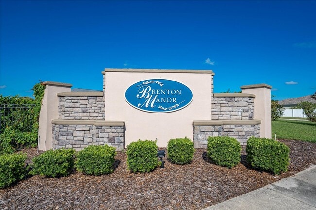 1073 Brenton Manor Dr in Winter Haven, FL - Building Photo - Building Photo