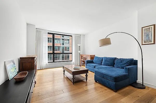 540 W 28th St in New York, NY - Building Photo - Building Photo
