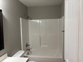 7013 Golgotha Dr in Richmond, KY - Building Photo - Building Photo