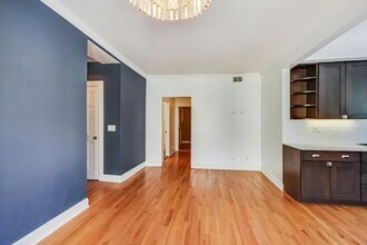 2237 N Lincoln Ave in Chicago, IL - Building Photo - Building Photo