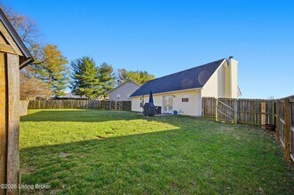 1513 Cedar Ct in Simpsonville, KY - Building Photo - Building Photo
