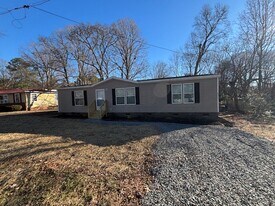 5952 Yale Ave in Kannapolis, NC - Building Photo