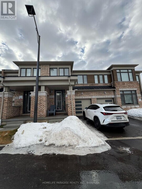 15-15 Blacklock St in Cambridge, ON - Building Photo
