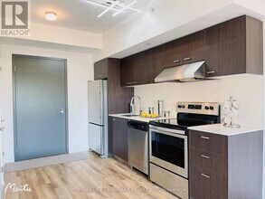 2100 Bridletowne Cir in Toronto, ON - Building Photo - Building Photo