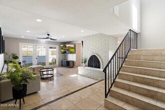 7802 E MacKenzie Dr in Scottsdale, AZ - Building Photo - Building Photo