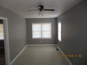 1906 W Whitney Ave in Albany, GA - Building Photo - Building Photo