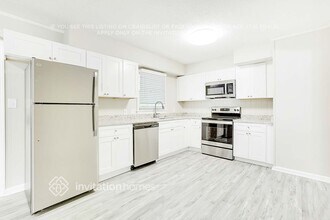 394 Rays Rd in Stone Mountain, GA - Building Photo - Building Photo