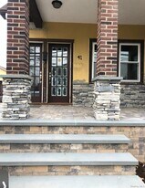 41 Lafayette Ave in Westbury, NY - Building Photo