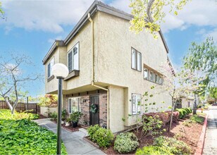 766 Dragonfly Ct in San Jose, CA - Building Photo - Building Photo