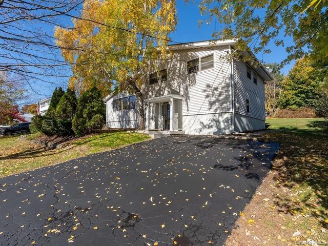 property at 10 Brooker Dr