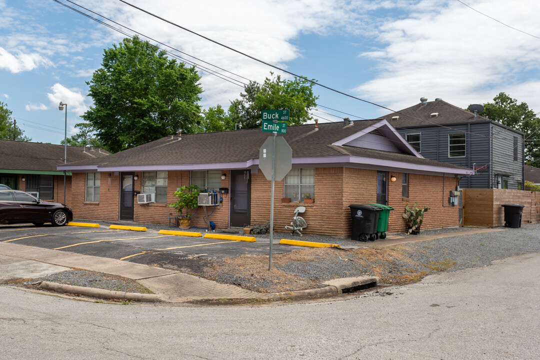 4602 Buck St in Houston, TX - Foto de edificio