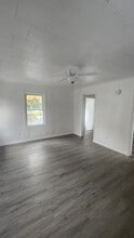 26 Norton Pl, Unit Apt 3 upper in Fredonia, NY - Building Photo - Building Photo