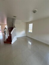 904 SW 154th Path in Miami, FL - Building Photo - Building Photo