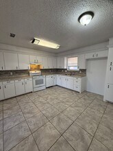 2122 75th St in Lubbock, TX - Building Photo - Building Photo