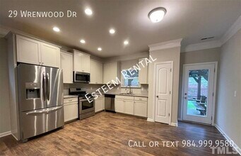 29 Wrenwood Dr in Clayton, NC - Building Photo - Building Photo