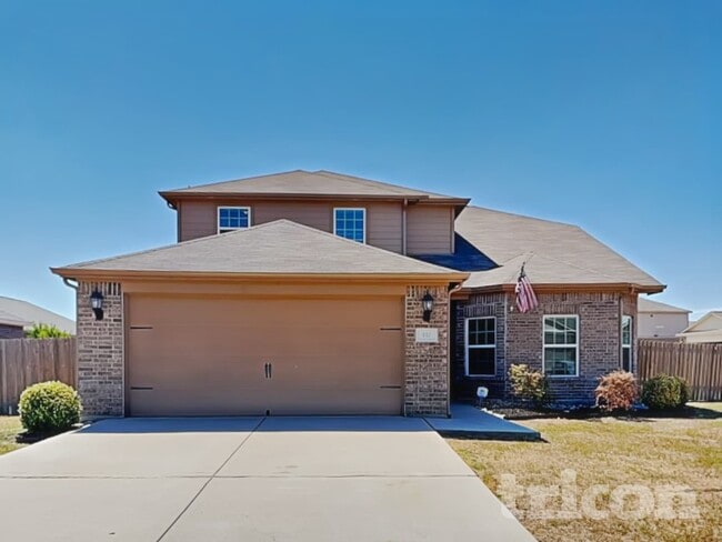 132 Houston Pl in Venus, TX - Building Photo - Building Photo