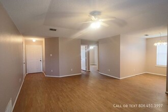 1101 Justice Ave in Lubbock, TX - Foto de edificio - Building Photo