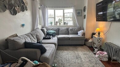 50 Mt Ararat Rd in Quincy, MA - Building Photo - Building Photo