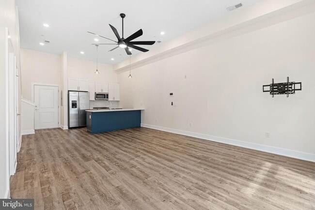 property at 1115 N American St