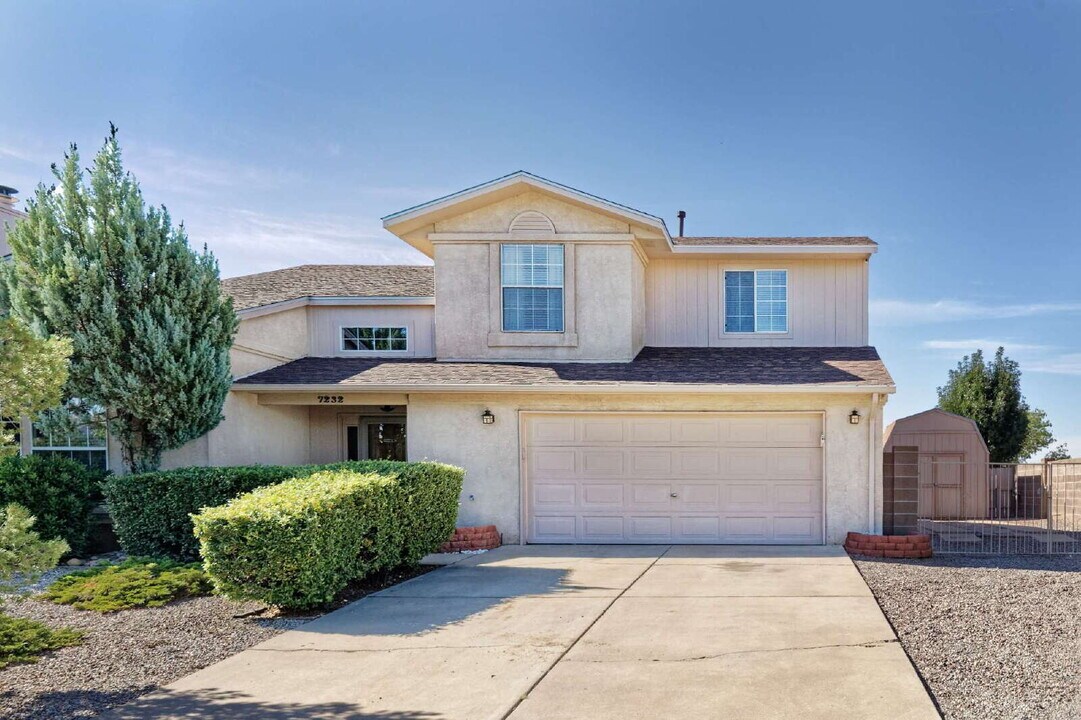 7232 Spruce Mountain Loop NE in Rio Rancho, NM - Building Photo