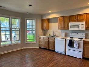 406 S Spinnaker Ln in Milton, DE - Building Photo - Building Photo