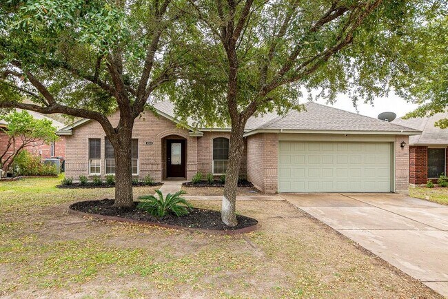 property at 3005 Hill St