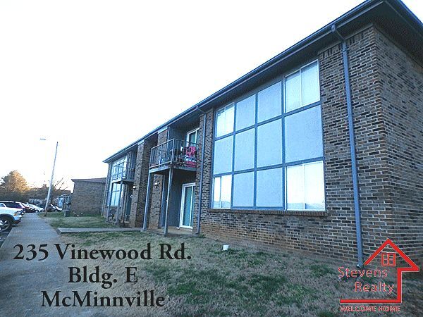 235 Vinewood Rd in McMinnville, TN - Building Photo - Building Photo